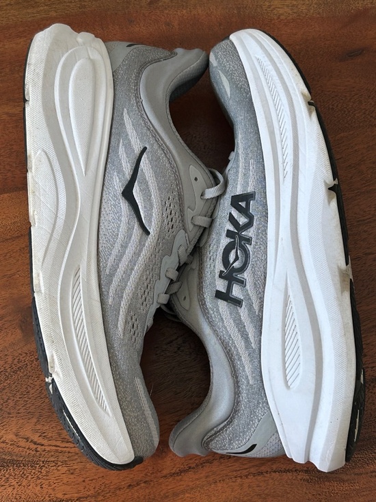 Hoka Bondi 9 running shoes Mens 10D main image 11